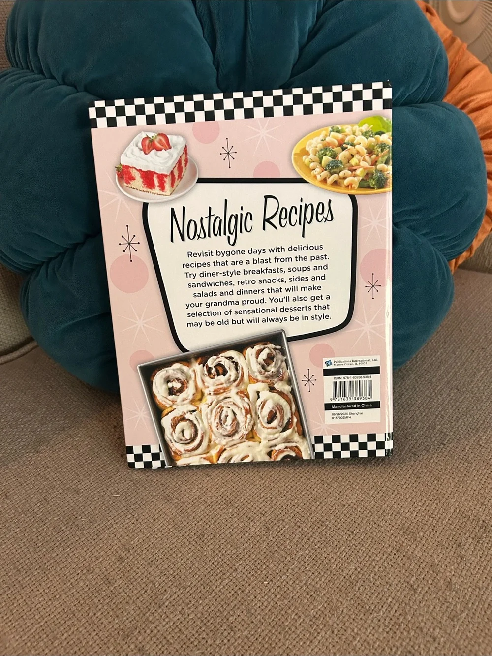 Cookbook Retro Nostalgic Recipes 50s-80s Vol 2 Spiral Bound Kitchen Decor